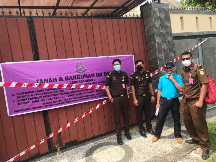 Kejati Lampung Sita Rumah Dan Gudang Terkait Tipikor Pengadaan Bantuan Benih Jagung Dirjen Tanaman Pangan Kementan Untuk Provinsi Lampung